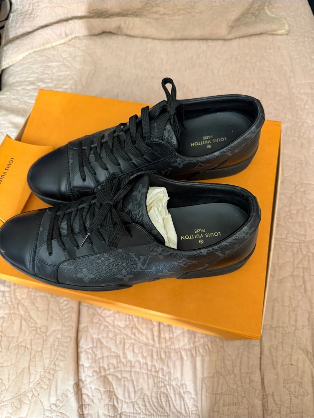 Louis Vuitton sleek louis
